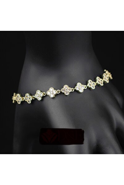 Butik Yonca detaylı zirkon taşlı çelik bileklik