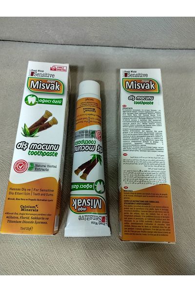 Fresh White 75 X 2 150 ml Tooth Paste with Straw Tree Extract