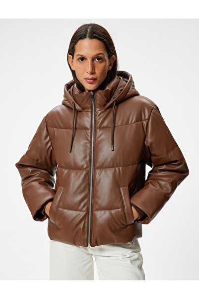 Koton Δερμάτινο παλτό με κουκούλα - Λεπτομέρεια τσέπης με φερμουάρ