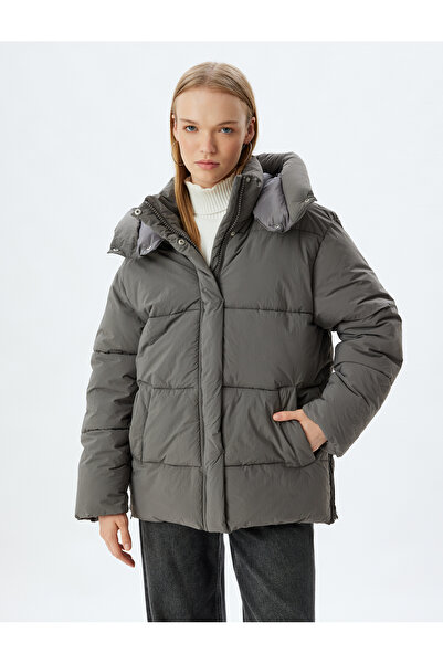 Koton Pufferjacke mit Kapuze, gesteppt, mit Reißverschluss, Druckknopftasche