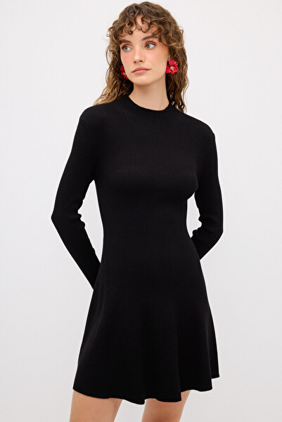 adL Boğazlı Triko Elbise