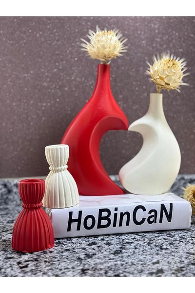 BLANJ Sweetheart Vase and Candle Holder with Heart Hugs