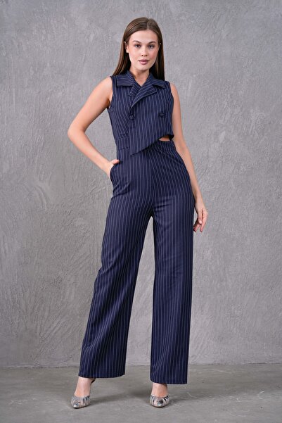 vuvutasarım Крузаве комір на ґудзиках, без рукавів, широкі штанини, дві кишені, темно-синій комбінезон 3195