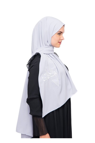 Zaytoon Сірий поліестерний шаль - карта Палестини та арабське слово з білою вишивкою S100016