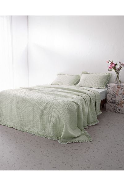 Madame Coco Medus Double Bedspread - Mint Green
