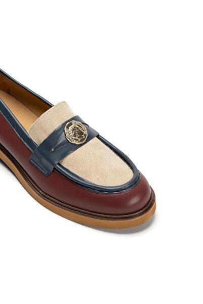 EMIENZA Hera Bantlı Altın Broş Detaylı Kalın Tırtıklı Kadın Loafer-