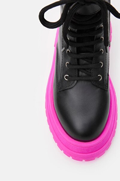 NILUFARR Anna Black Genuine Leather Pink Sole Women's Boots with Chain Accessories