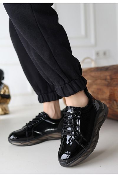 ED KLAS Piona Black Patent Leather Gray Sole Sneakers