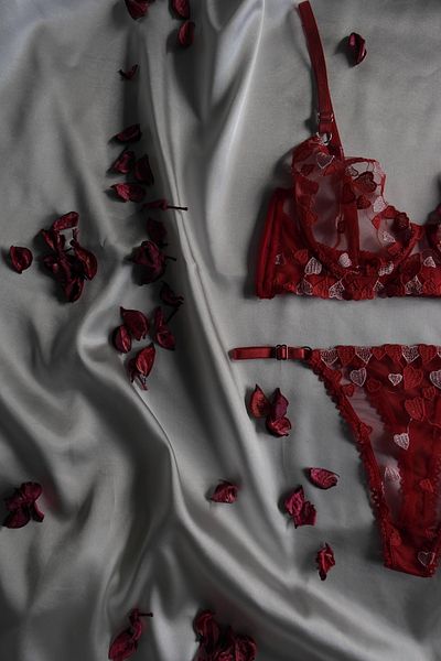 love secret Lace Bra and Thong Bralet Set - Stylish Women's Underwear, Comfortable and Elegant