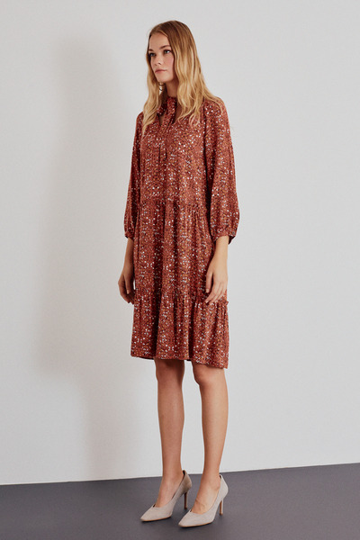 Naramaxx Yakası Bağlamalı Dökümlü Elbise