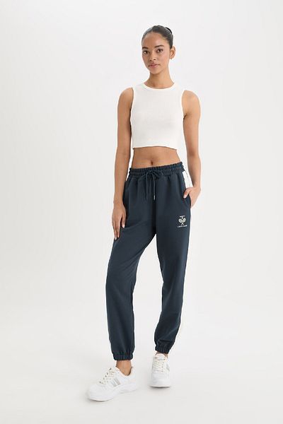 DeFacto DeFactoFit Standard-Fit-Jogger-Jogginghose mit Taillenschnürung und bedruckter Tasche D7138AX25SP