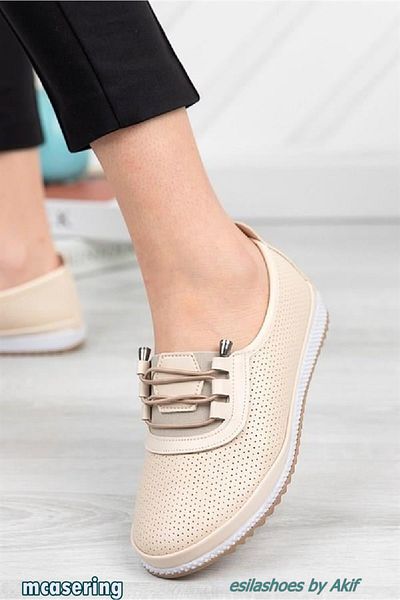 MCASERING Women's Mother's Flats Shoes Cream Perforated
