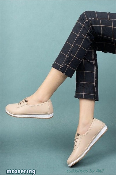 Bera أحذية نسائية مسطحة للأم مغلقة