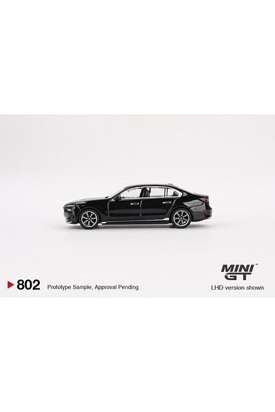mini gt بي ام دبليو i7 xDrive60 بلاك سافاير 802