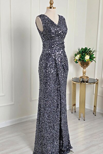 Yonca Moda Evi Gümüş Pullu Kalın Askılı Abiye 2812