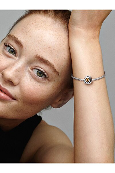 Pandora Bal Rengi Sonsuzluk Sarmalı Charm