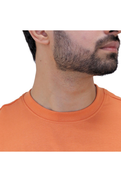 Giordano Men's Cotton Jersey Crew Neck Slim Fit Tee