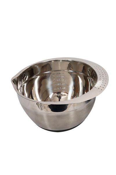 SAFA Stainless steel liquid measuring unit mixing bowl. Size 20 cm