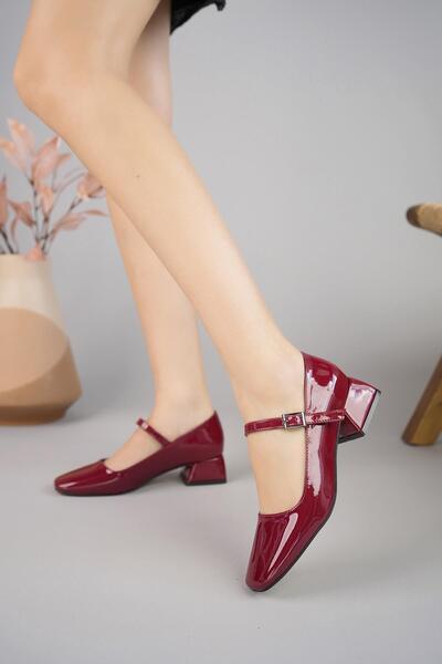 MUGGO Mary Guaranteed Square Toe Women's Low Heel Shoes