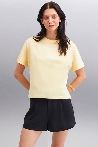 GRIMELANGE Lottie Damen-T-Shirt aus 100 % Bio-Baumwolle mit normaler Passform und Rundhalsausschnitt, kurzärmelig, Gelb