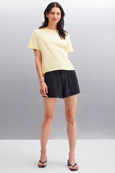 GRIMELANGE Lottie Damen-T-Shirt aus 100 % Bio-Baumwolle mit normaler Passform und Rundhalsausschnitt, kurzärmelig, Gelb