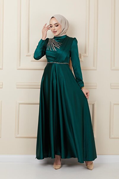 Olcay Σατέν βραδινό φόρεμα με πιέτα και λεπτομέρεια με χάντρες στο μπροστινό μέρος ΠΡΑΣΙΝΟ 1624