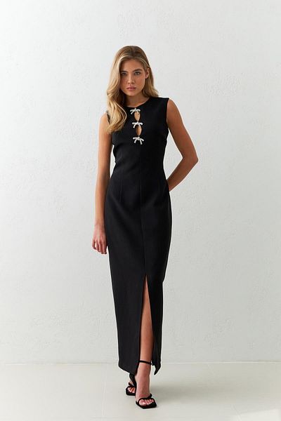 Setre Rochie neagră, decoltată, cu fundă, cu fantă în față, fără mâneci, lungime midi