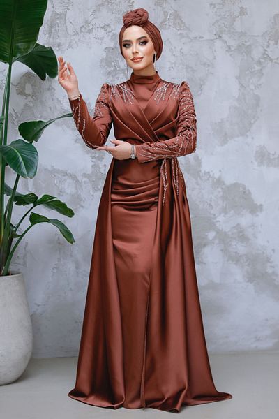 Neva Style Βραδινό φόρεμα Hijab Σκούρο Καφέ με Πέταλο 43381kkh