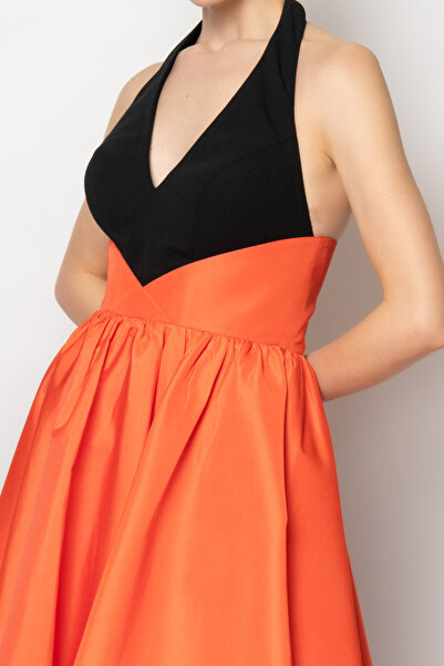 RENGIN Boyundan askılı kabarık tafta etekli abiye elbise