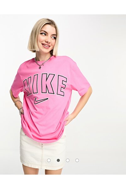 Nike Спортивний одяг з принтом, короткий рукав, Pembe Kadın Tişört