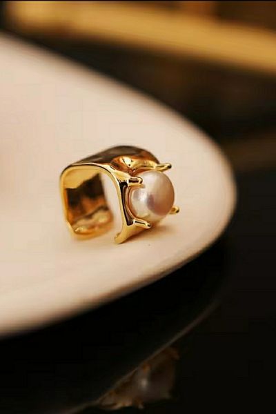 SelinDiamond Compression cartilage earrings