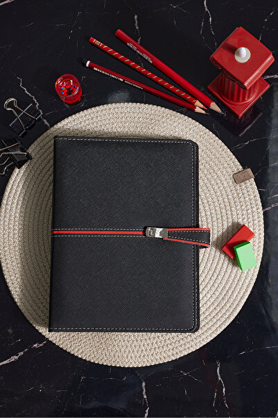 inkglo Siyah Termo Deri Mıknatıs Kapaklı Spiralli Kişiye Özel  Planlayıcı Ajanda