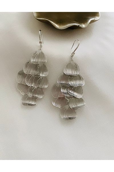 VNS Accessories Moving Model Heart Design Long Earrings (8 cm)