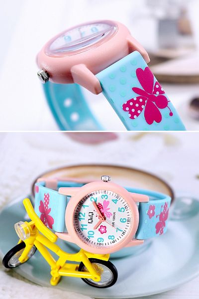 Q&Q Butterfly Flower Pattern Waterproof Numeral Girl's Wristwatch