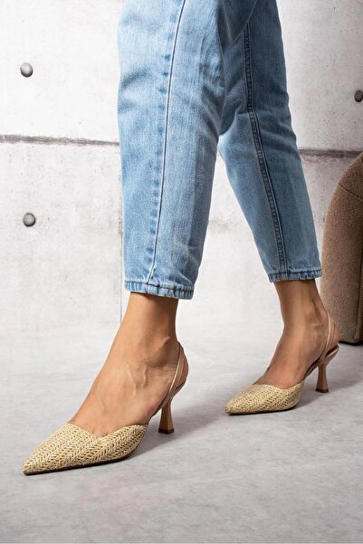 Everest Kadın Stiletto İnce Burun Bej Hasır Arkası Açık Topuklu Ayakkabı 7cm