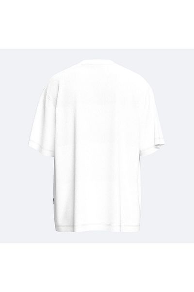 Shout Oversize Shout Outlander Unisex T-Shirt