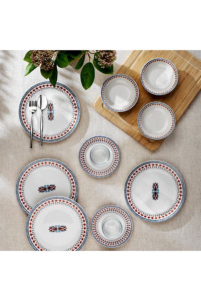 Schafer Lily breakfast set 16 pieces - red