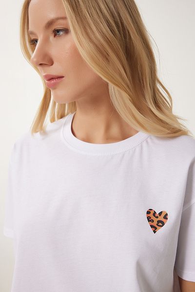 Happiness İstanbul Tricou tricotat scurt din bumbac imprimat cu inimă albă pentru femei AN00224