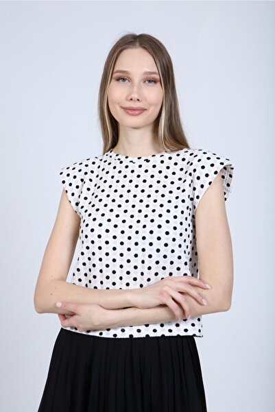 Neslice in İstanbul Kadın Puantiyeli T-shirt, Siyah Puantiyeli Ve Vatkalı Kad...