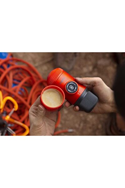 Wacaco Nanopresso Manuel Espresso Makinesi - Lav Kırmızısı