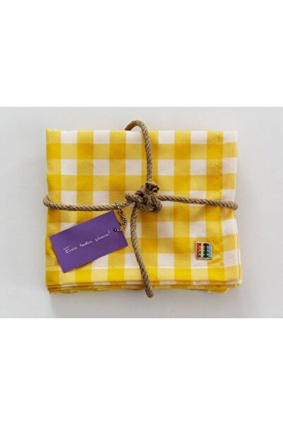 Çizgikare Runner în carouri galbene (coperți de servire)