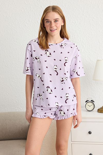 Trendyol Collection Fliederfarbenes, gerüschtes Single-Jersey-Strickpyjama-Set mit Tiermotiv THMSS25PT00071