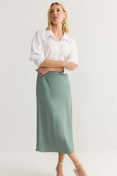 Trendyol Collection Khaki A-Linie Satin Stoff Midi Länge gewebter Rock TWOSS24ET00162