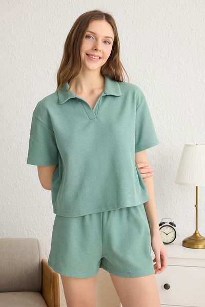 Trendyol Collection Σετ πιτζάμες από ύφασμα βάφλα Mint Slogan με σορτς - Λεπτομέρεια ετικέτας THMSS25PT00072