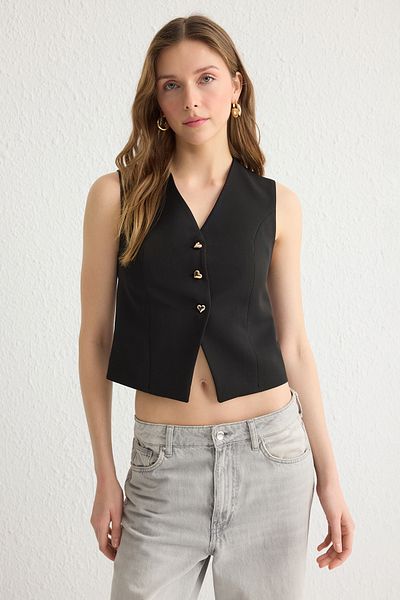 Trendyol Collection Black Fitted Crop Heart Buttoned Vest Twoss25Ye00015