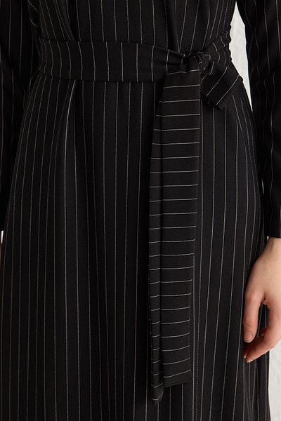Trendyol Modest Černá pruhovaná sukně s volánky Pletené šaty TCTSS25EB00042