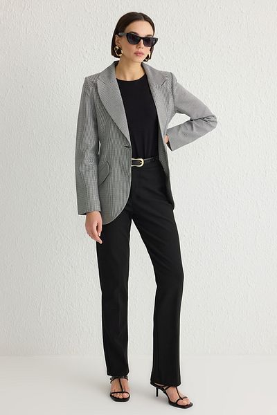 Trendyol Collection Černá bunda Houndstooth Polyviscose Blazer Jacket Twoss25Bc00013