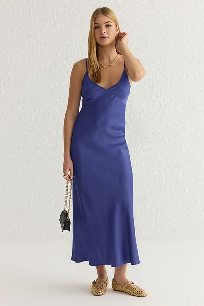 Trendyol Collection Rochie țesătă maxi din satin Saks cu bretele plate TWOSS24EL00163