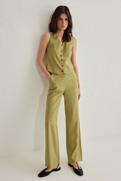 Trendyol Collection Oil Green Soft Tuexed Regular Vest Wide Leg Pants Woven Top and Bottom Suit Twoss25Au00027