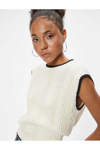 Koton Crew Neck Sleeveless Knitted Textured Sweater